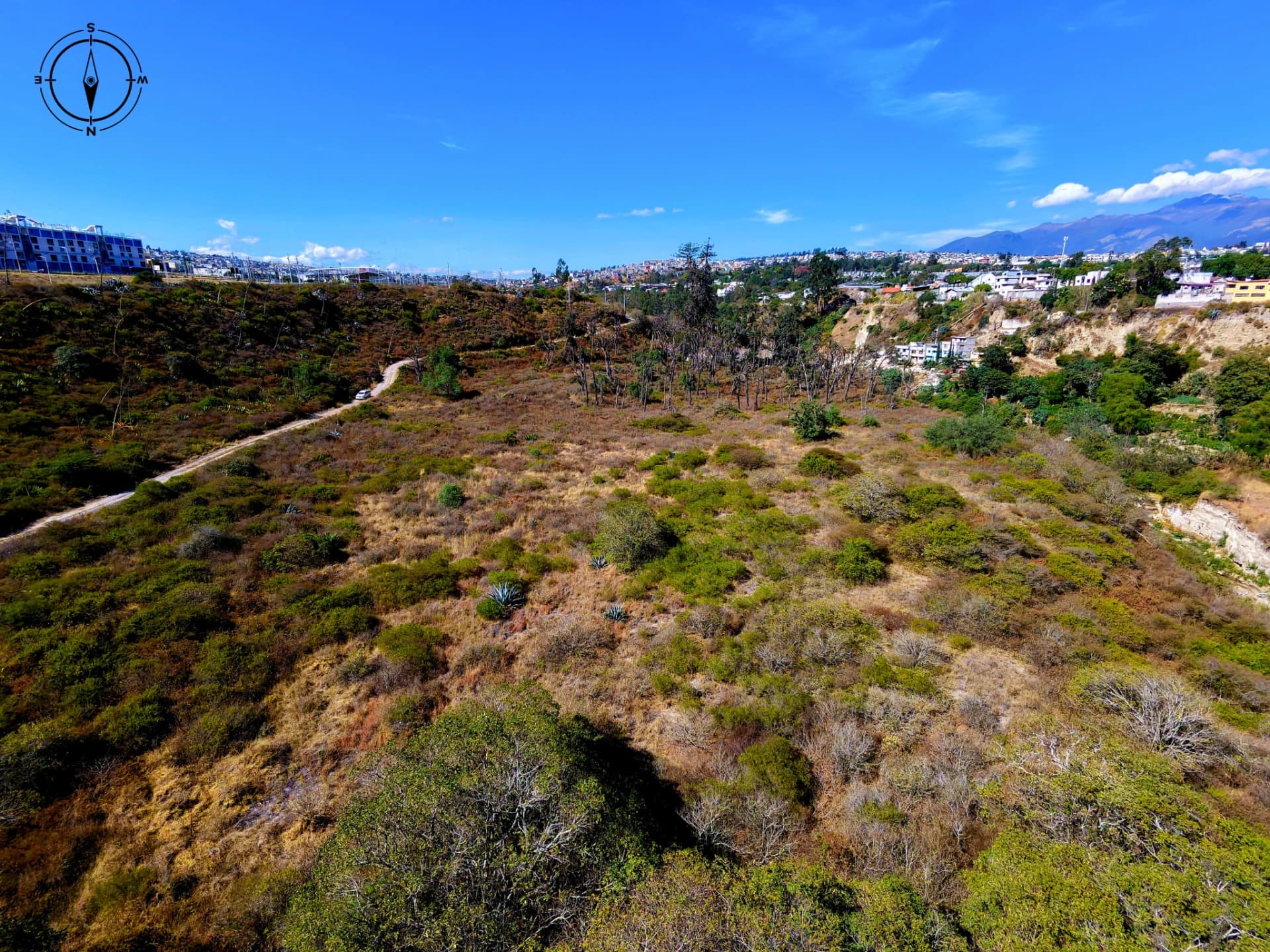 ESPECTACULAR TERRENO PARA CAMPOSANTO CEMENTERIO POMASQUI — imagen 3