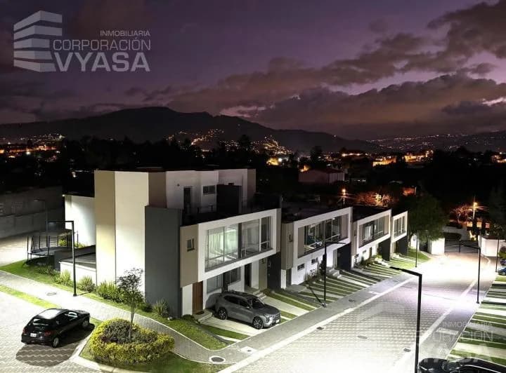 Casa en venta en Quito, Pichincha