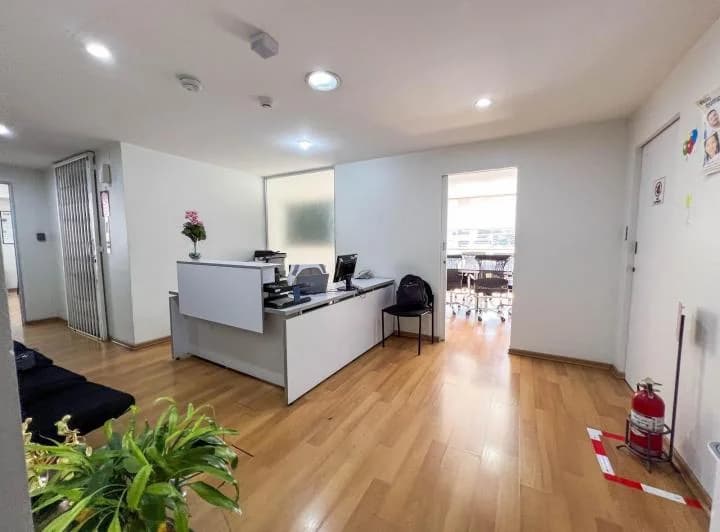 ¡Oficina Premium de 242 m² en Venta – Piso Completo con Alta Seguridad y Ubicación Estratégica! — imagen 1