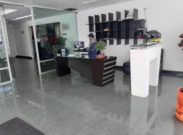 Vendo Amplia Oficina con Balcon Sector La Pradera — imagen 4