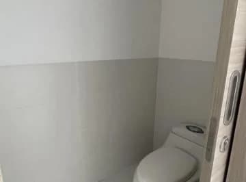 Oficina de Estreno en Venta/ Alquiler, Torre Millenium - Av Francisco de Orellana. Guayas — imagen 3