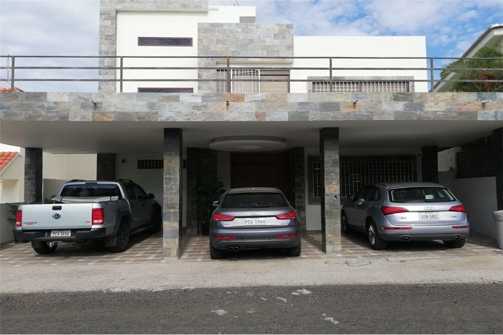 Casa en venta en Manta, Manabí