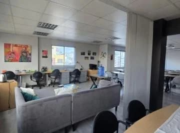 Oficina Corporativa en Venta | Precio de Oportunidad | Excelente Ubicación Junto Al Multicentro — imagen 3