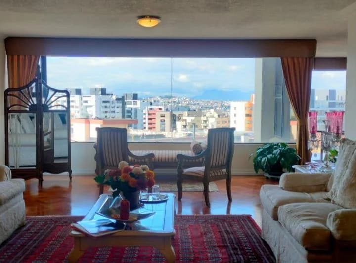 Venta Departamento Quito Tenis. Cerca Al C. C. El Bosque. Linda Vista — imagen 1