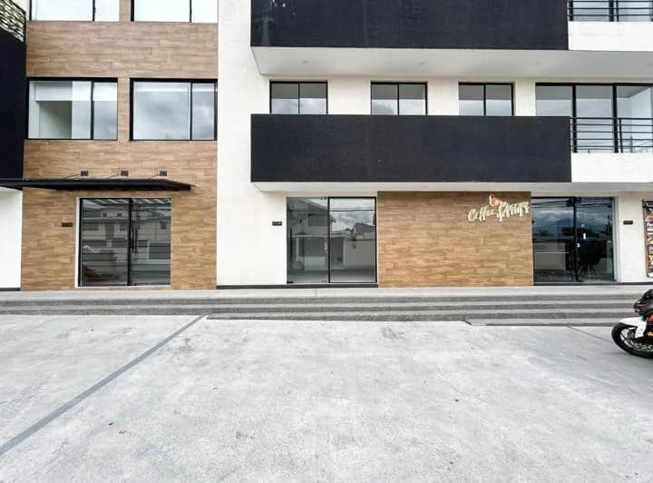 Venta de Local Comercial Sector Conocoto – Cerca del Mercado Central. Provincia de Pichincha — imagen 1