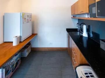 Cjd - $410.000 – Oficina Corporativa de Lujo en Lomas de Monteserrín — imagen 2