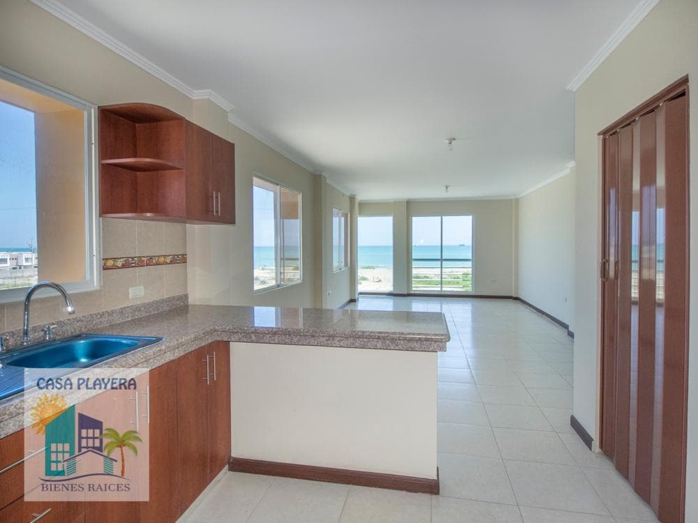 Departamento en venta en Salinas, Santa Elena