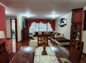 Casa en Venta 4 Dorm. 215 m² - Sector California Alta - Quito — imagen 4