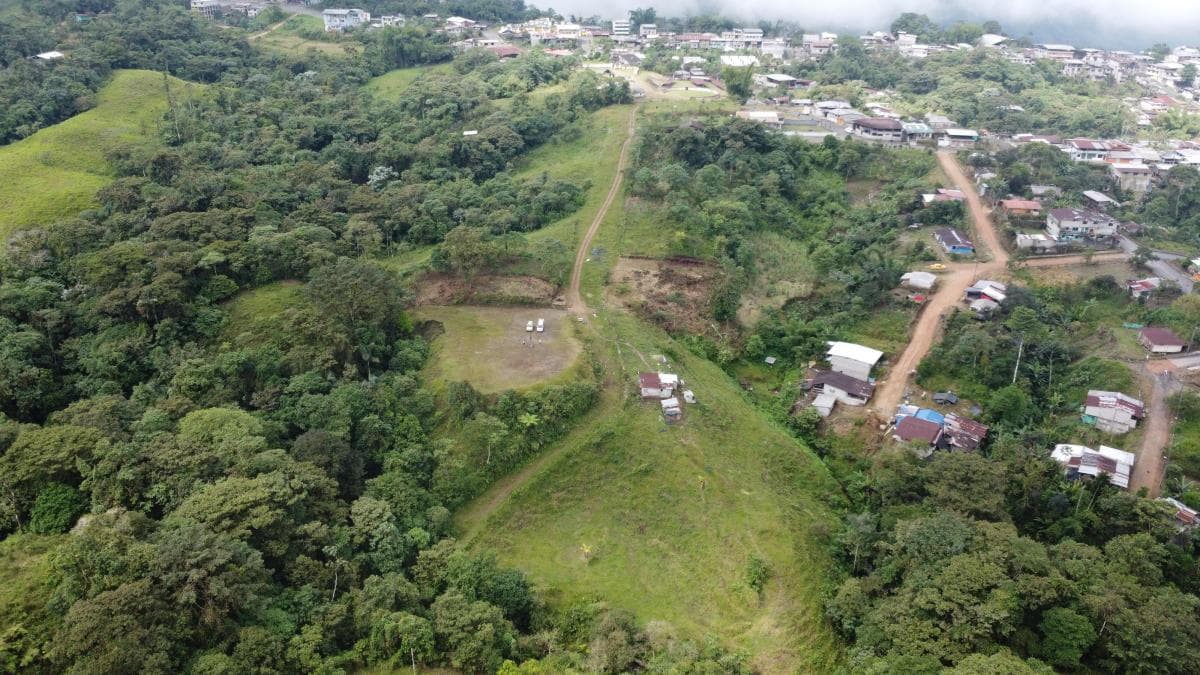 Terreno en venta en Los Bancos, Pichincha