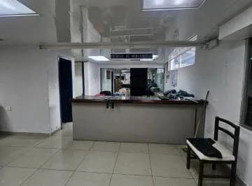 Propiedad Comercial Av 10 de Agosto — imagen 2