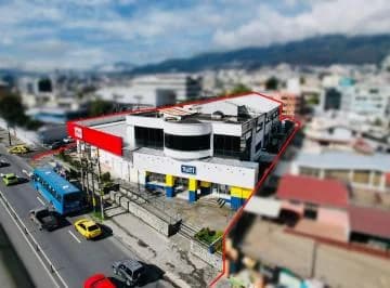 Bodega Mas Locales Comerciales y Oficinas en Venta Sector El Inca 2600 m de Terreno — imagen 5