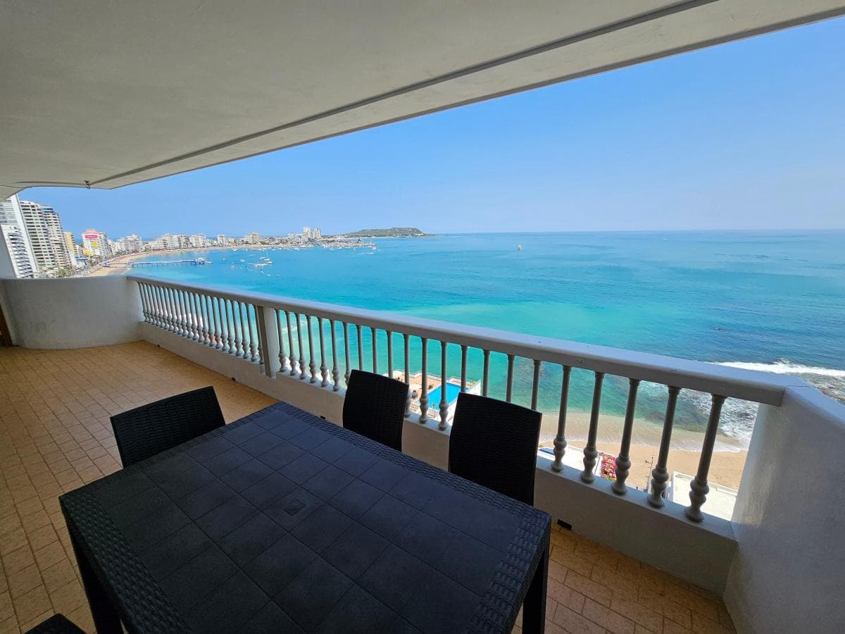 Departamento en venta en Salinas, Santa Elena