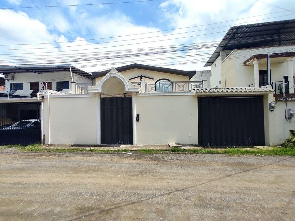 Casa en venta en Portoviejo, Manabí