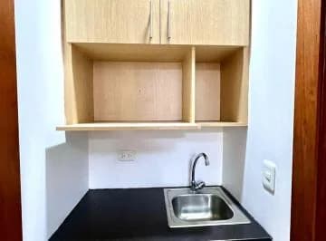 Mv - Sector La Carolina, en Venta y Renta Oficina 75 m² con Divisiones Edificio Corporativo — imagen 2