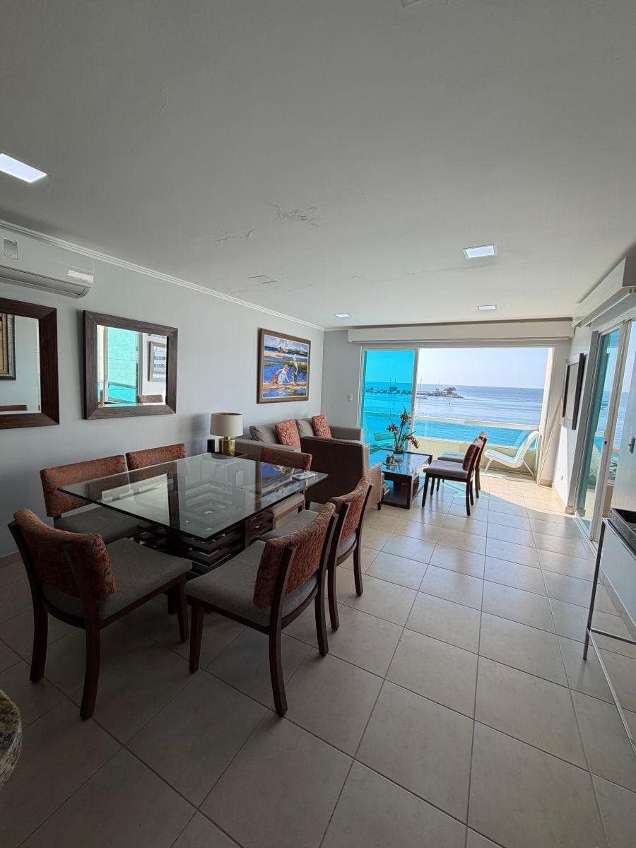 Departamento en venta en Salinas, Santa Elena