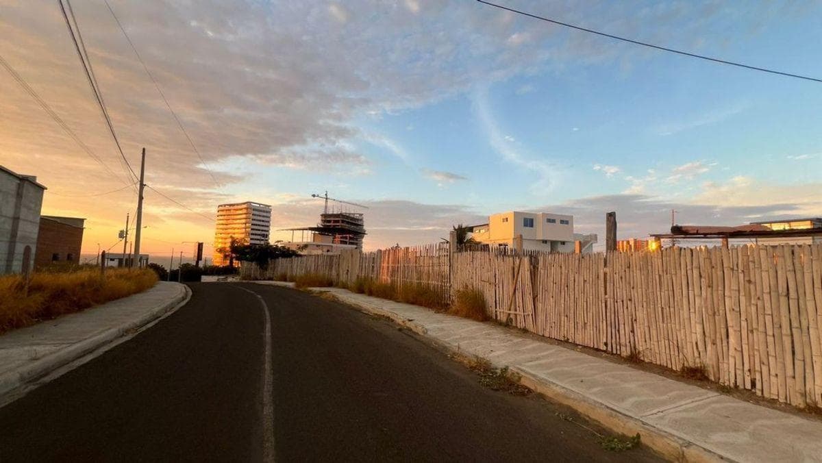 Terreno en venta en Manta, Manabí