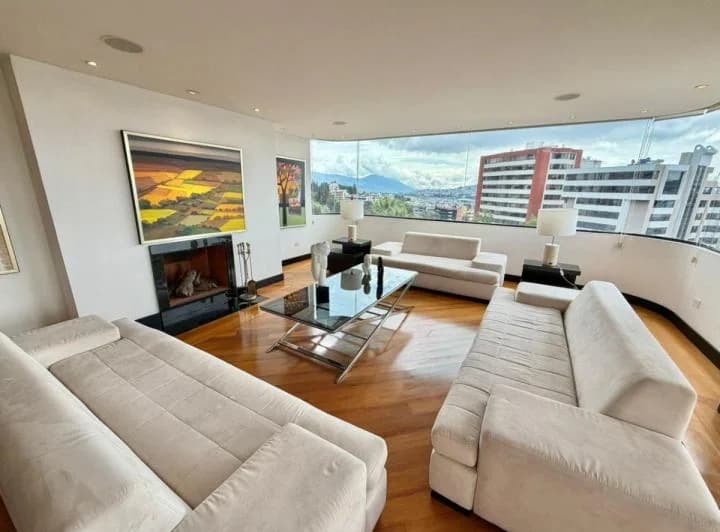 Exclusivo Departamento en Venta, Sector El Bosque. Provincia de Pichincha — imagen 1