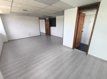 C/ 6 de Diciembre, Oficina de 70 m² en Venta, Sector Alameda — imagen 2
