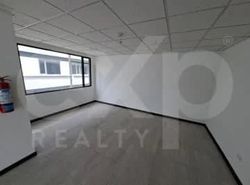 Venta Oficina a Estrenar - Quito - La Carolina – Piso Alto con Balcón — imagen 4