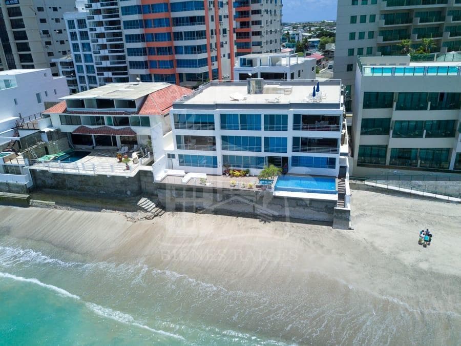 Departamento en venta en Salinas, Santa Elena
