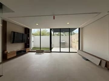 Casa con 237 m² y 3 Habitaciones en Venta en La Primavera — imagen 3