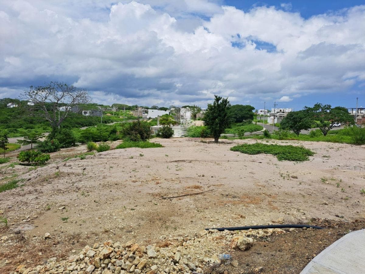 Terreno en venta en Manta, Manabí