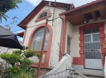 En Venta 2 Casas, Más Local Comercial, Sector La Floresta! — imagen 3