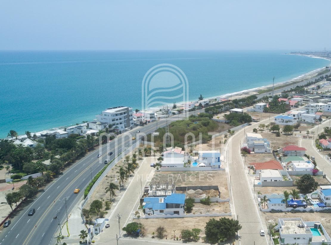 Terreno en venta en Ruta del Sol, Santa Elena