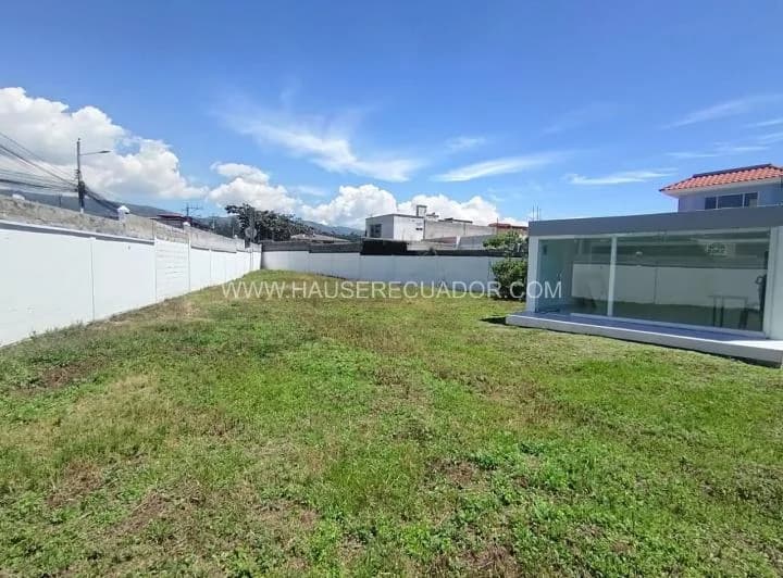 Terreno en alquiler en Quito, Pichincha