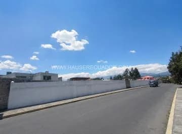 Terreno Comercial 1.060 m² en Conocoto con 103 m de Frente | Alta Visibilidad y Gran Potencial — imagen 4