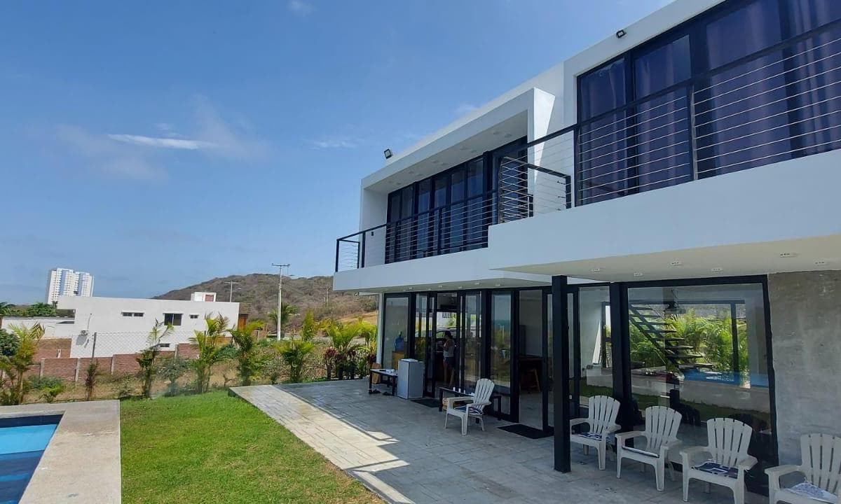 Casa en venta en Playas, Guayas