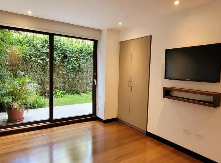 Venta Departamento 2 Dorm. 94 m² con Jardín y Terraza, Edfc. Syrah por Londoño Arq. Provincia de Pichincha — imagen 1