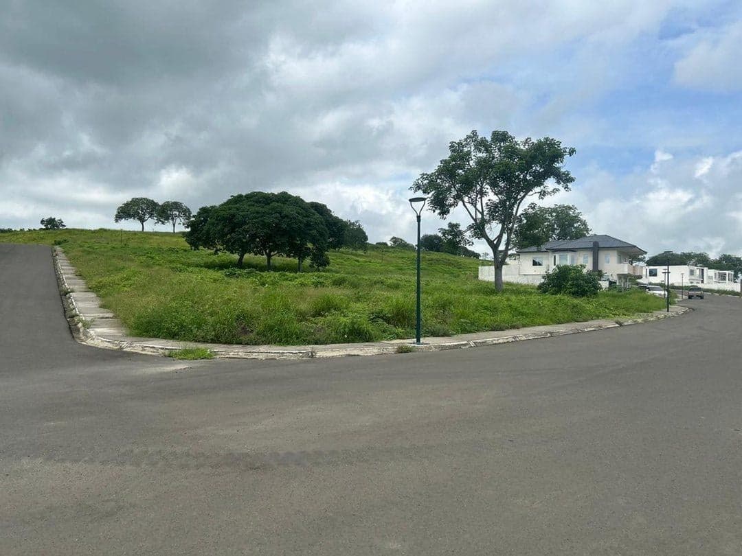 Terreno en venta en Manta, Manabí