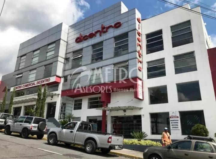 Local Comercial en Venta de 318 m C. C. Dicentro Sector El Bosque — imagen 1
