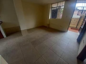Venta de Casa con Dos Departamentos en La Argelia — imagen 3