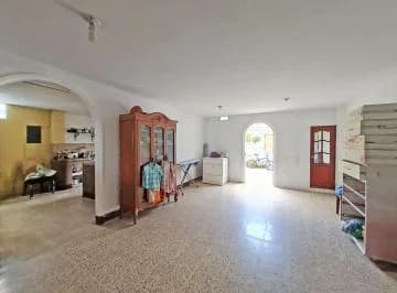 Propiedad en Venta Esquinera Residencial Comercial con 4 Locales - Av Domingo Comín, Sur Guayaquil, Guayas — imagen 4