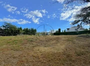 Puembo - Urbanización Arrayanes 2.364 m² en Venta Terreno Unifamiliar — imagen 2