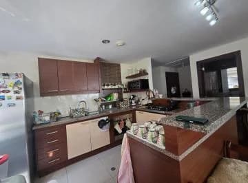 Departamento de 155 m² con Balcon 3 Habitaciones en Venta en República de El Salvador — imagen 2