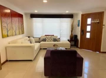 Casa en Venta, Narancay. a 20 m del Gran Aki, Azuay — imagen 5