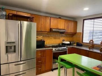 Casa en Venta, Narancay. a 20 m del Gran Aki, Azuay — imagen 2