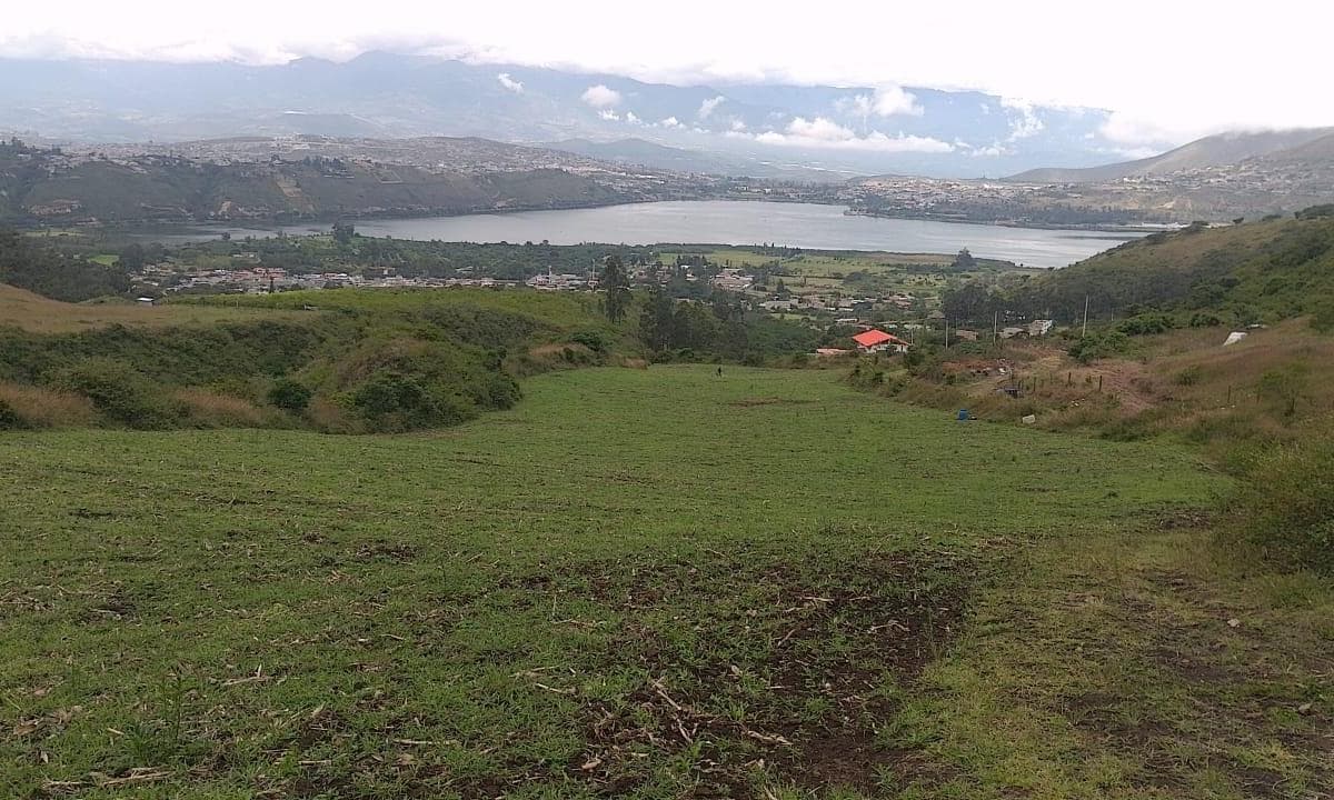 Terreno en venta en Ibarra, Imbabura