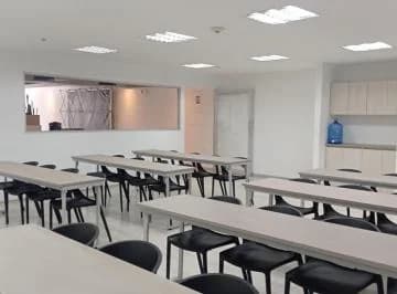 Se Vende Amplia Oficina Ubicada en El Centro Norte de Quito. Provincia de Pichincha — imagen 4