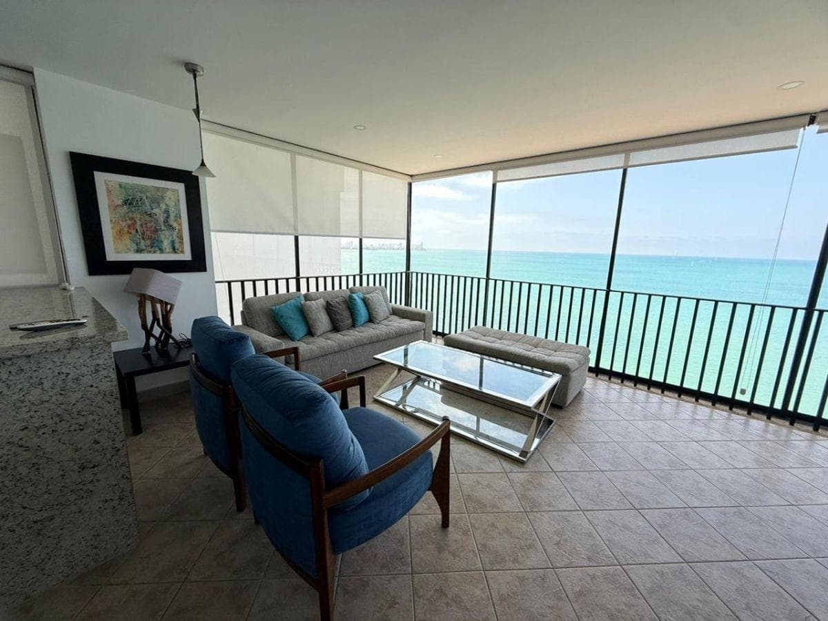 Departamento en venta en Salinas, Santa Elena