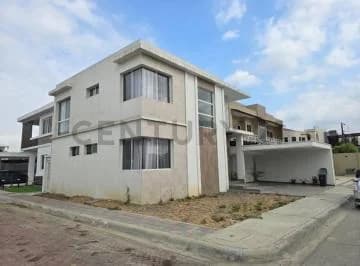 Casa a Estrenar en La Urbanización Condado de Vicolinci, Guayas — imagen 5