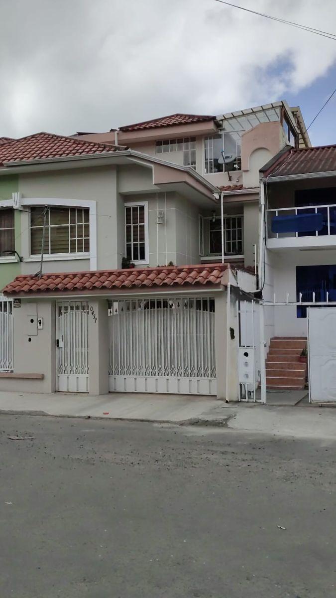 Casa en venta en Loja, Loja
