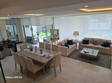 Casa con 2 Recámaras en Venta en Urbanización Juan Montalvo de Nayón, 287 m² Terreno — imagen 4