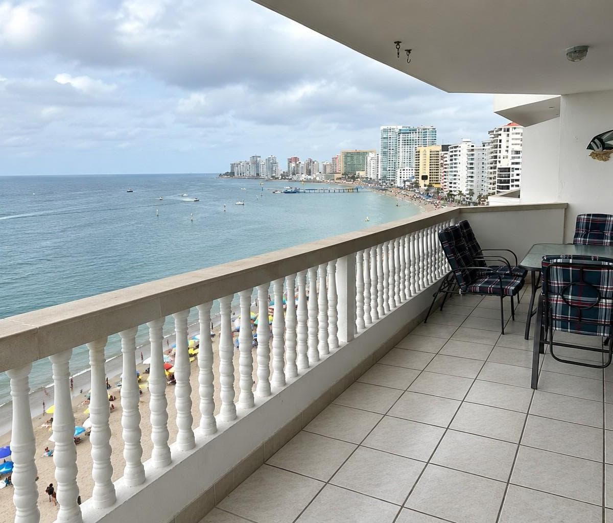 Departamento en venta en Salinas, Santa Elena
