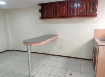 Venta Casa Rentera de 6 Departamentos Sector La Villaflora — imagen 4
