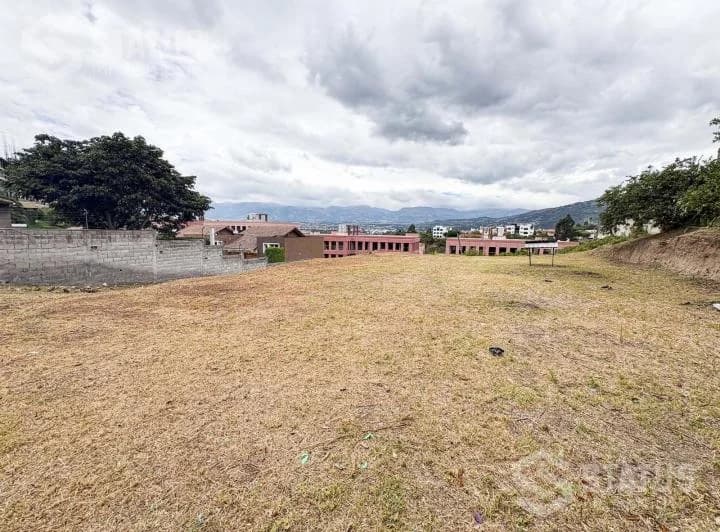 Terreno en Cumbayá — imagen 1