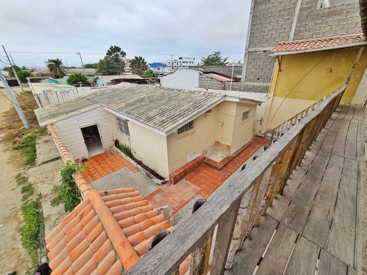 Casa en venta en Salinas, Santa Elena